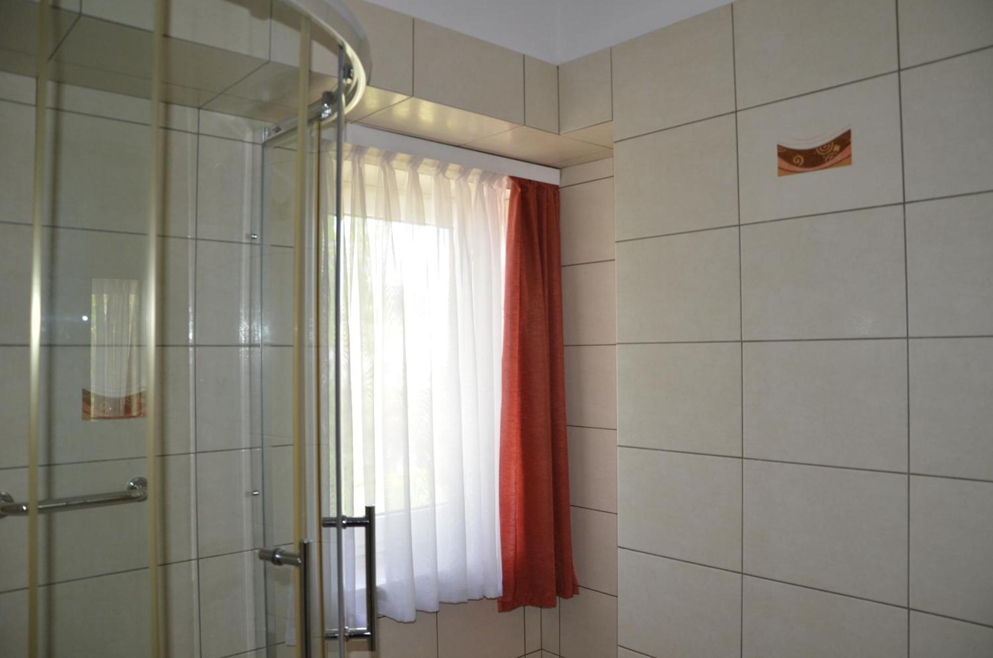 Hotel Junior 2 Cracovia Esterno foto